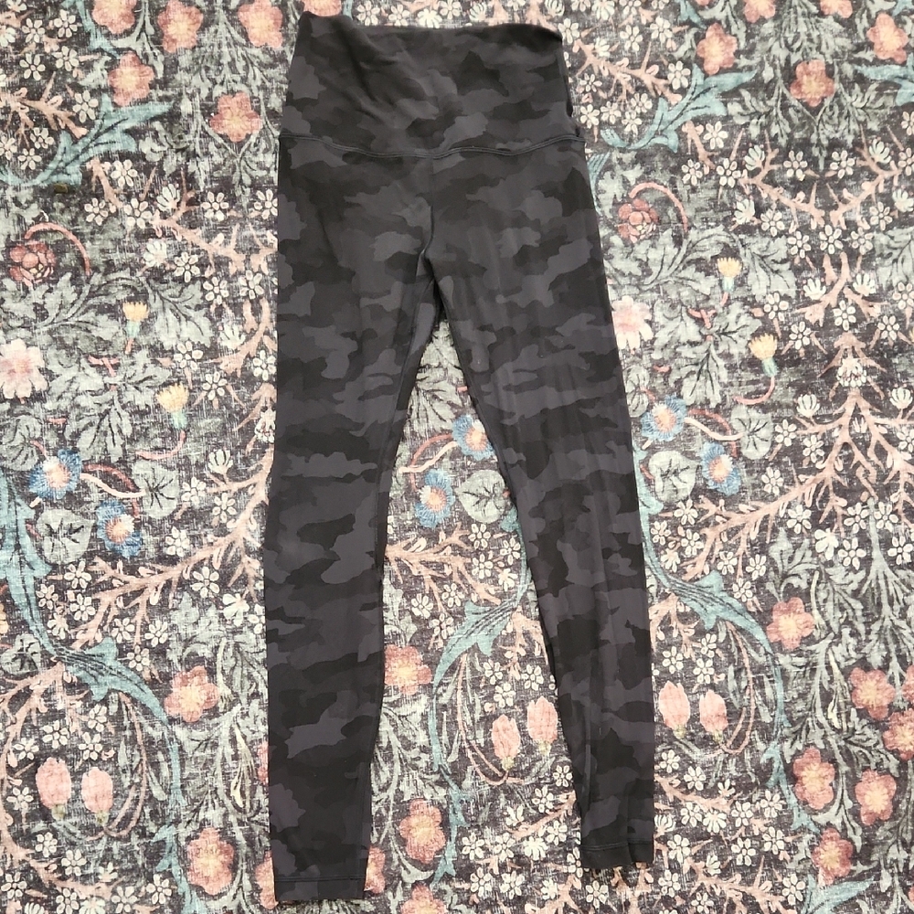 Lululemon Align Super High Waisted Leggings Size 6
